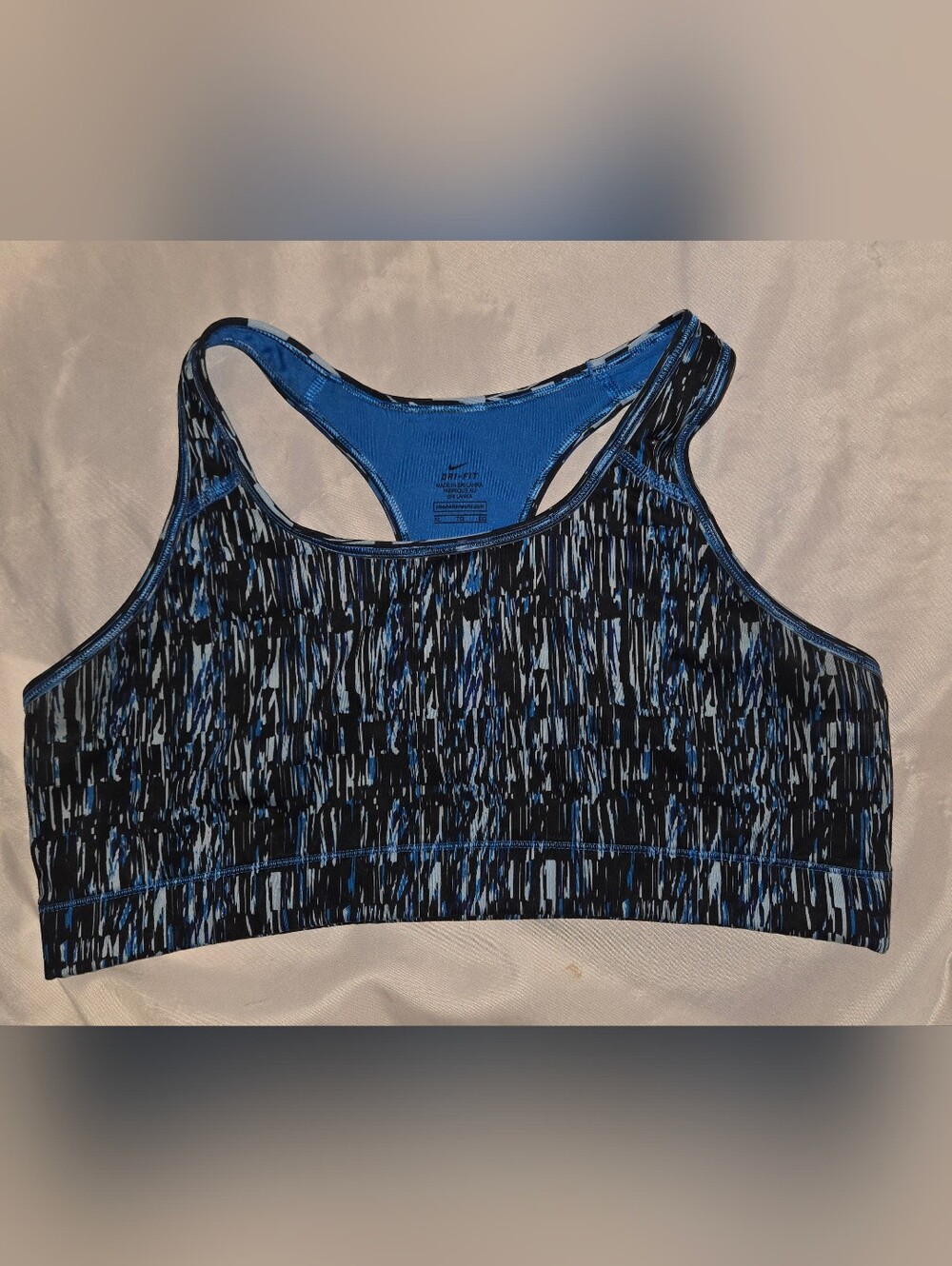 Nike Women's Black and Blue Patterned Women's Racerback Sports Bra Dri Fit XL